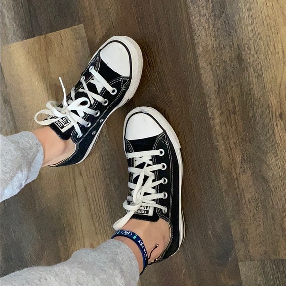 black low top converse - Picture 4 of 4
